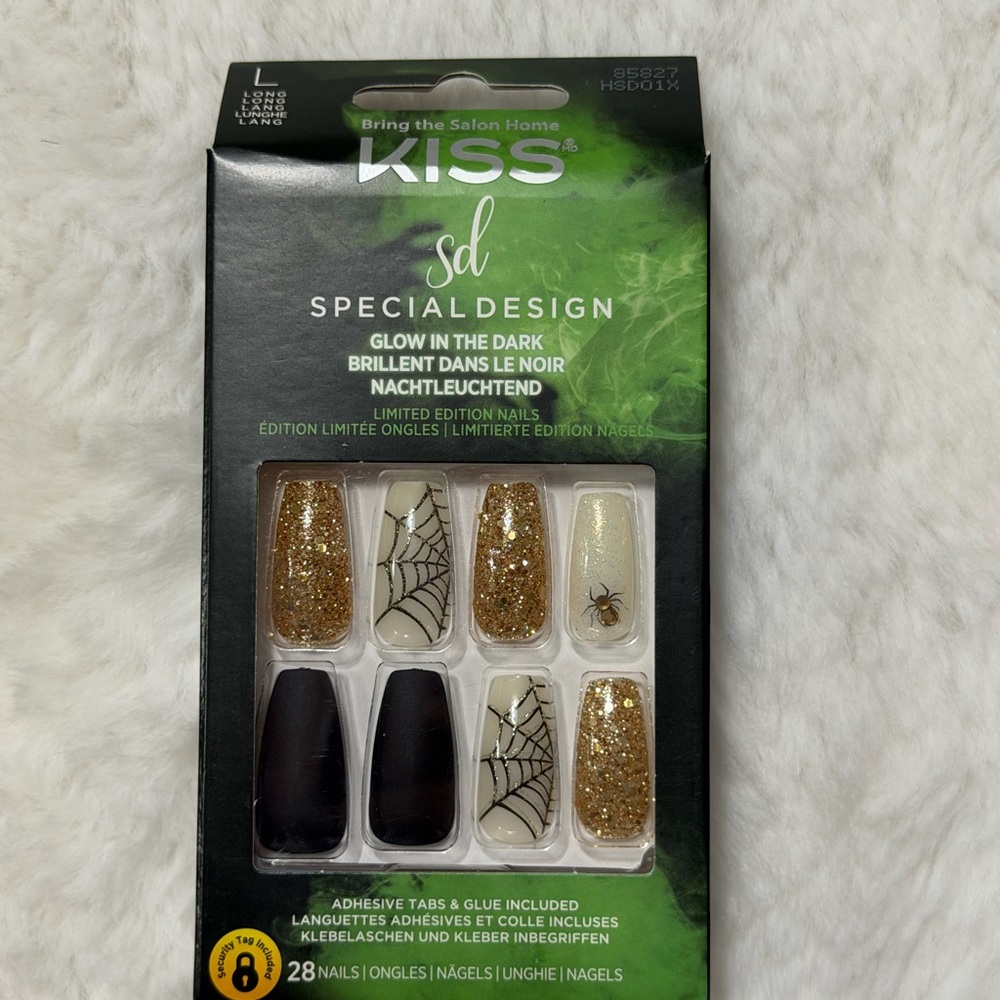 KISS Glow in the Dark Spider Web Nails